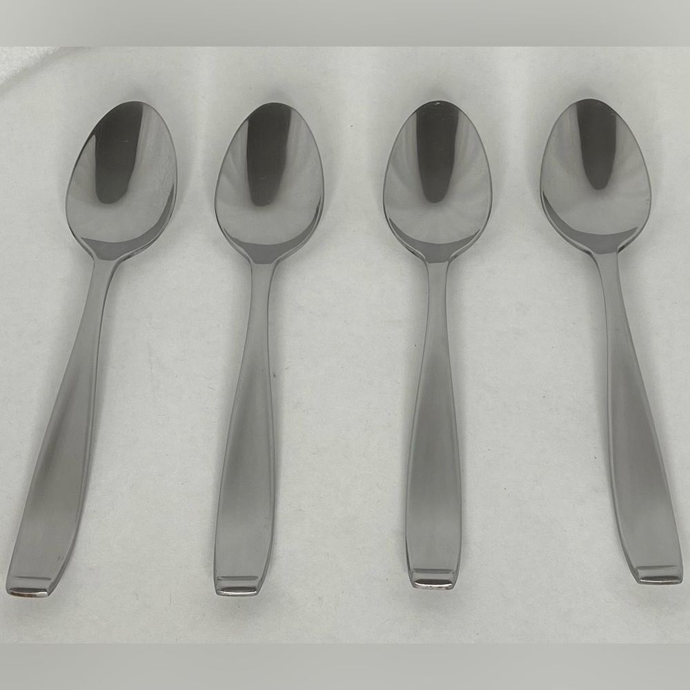 Hampton Silversmiths Stainless Bergen Set of Four Tablespoons